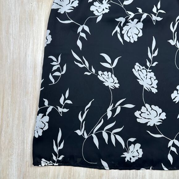 Kathy Ireland Black White Floral Print Midi Pencil Skirt Classic Office Career 8 - Picture 4 of 10